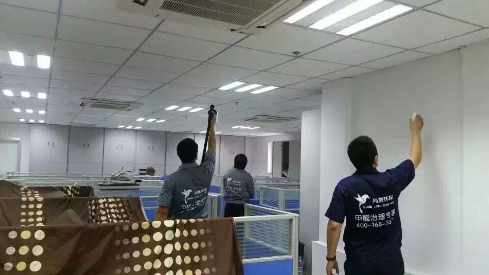 辦公區域頂面施工