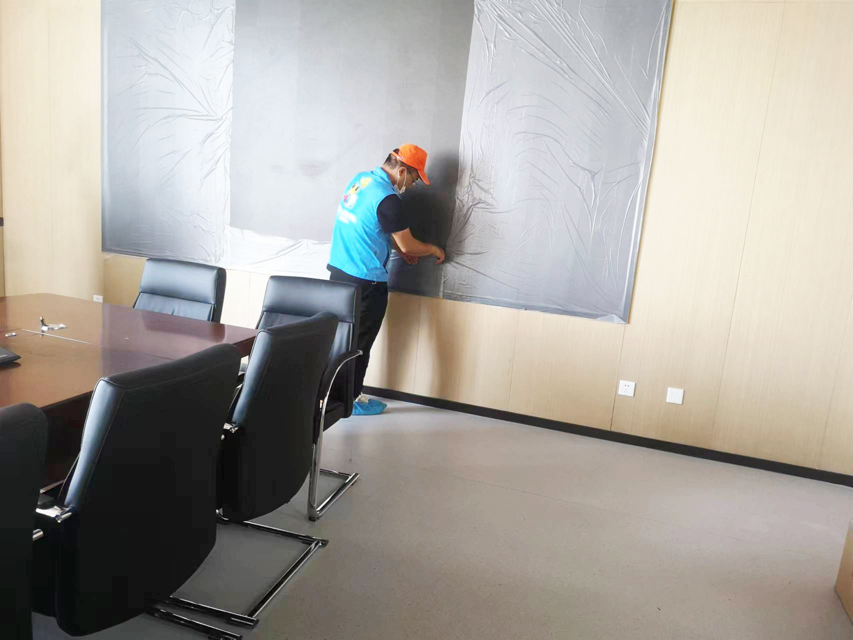會議室墻面電視養護墻面噴槍施工治理 會議室墻面電視養護墻面噴槍施工治理